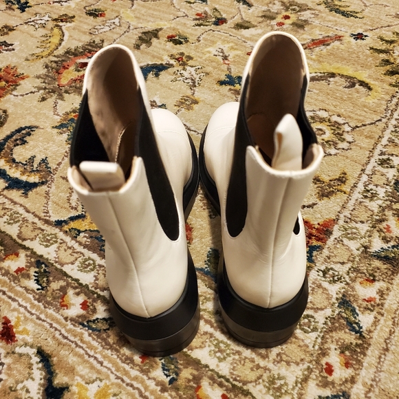 STUART WEITZMAN Norah Oat Platform Block Heel Chelsea Boots - Picture 5 of 9